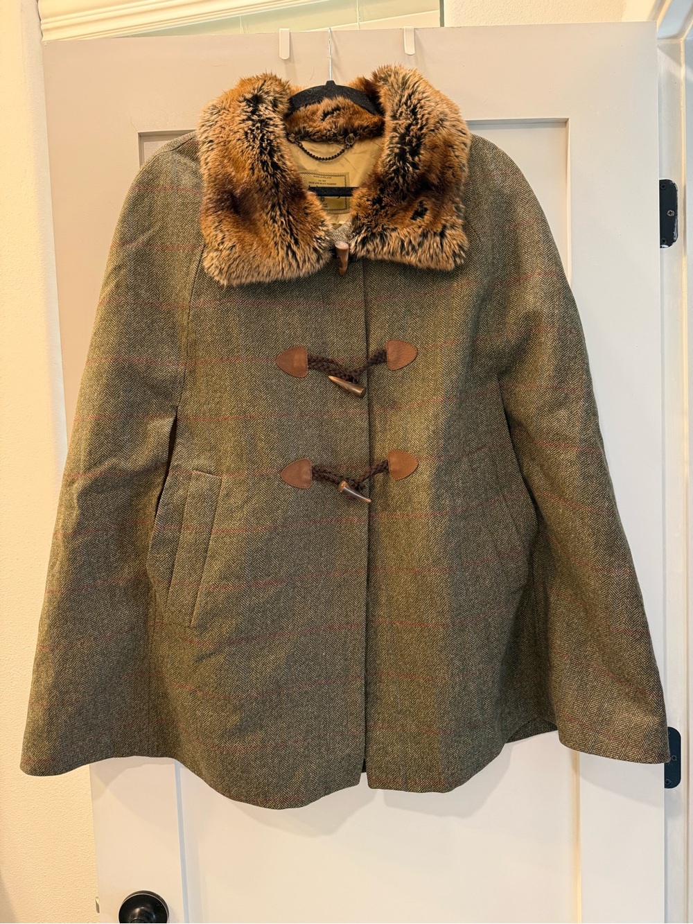 Dubarry of Ireland Olive Green Tweed Cape with Faux Fur Collar